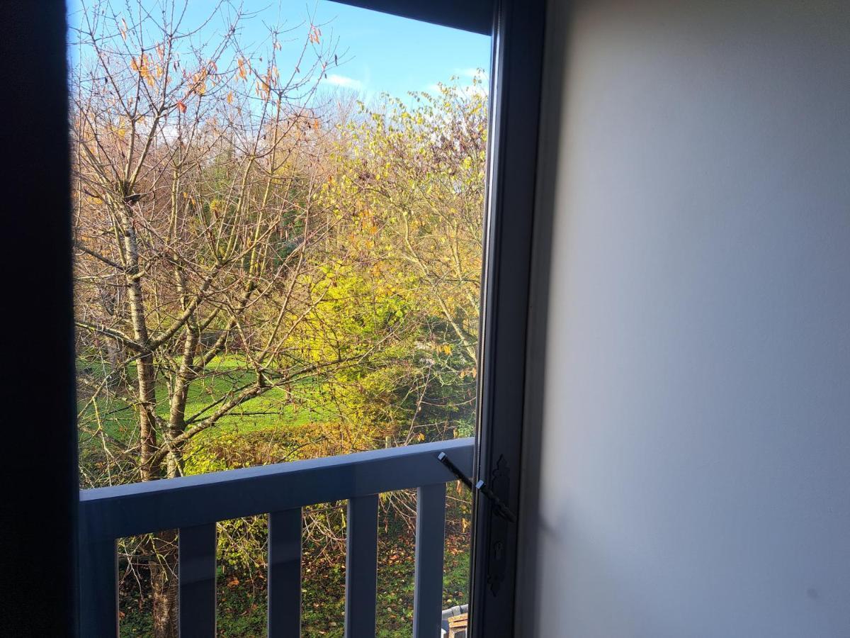 Au Chat Perche Espace Familial Mareil-sur-Mauldre Luaran gambar